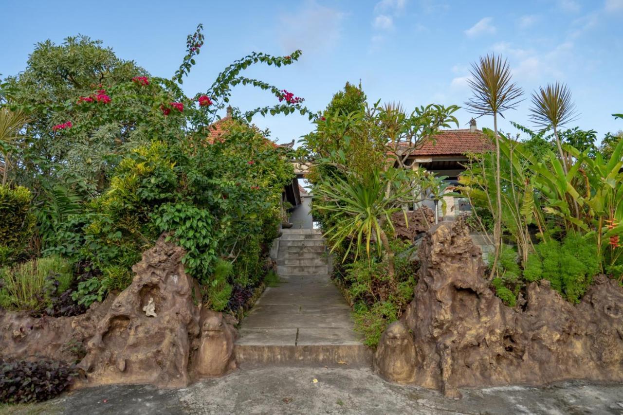 Villa Amari By Wizzela Batumadeg Exterior foto