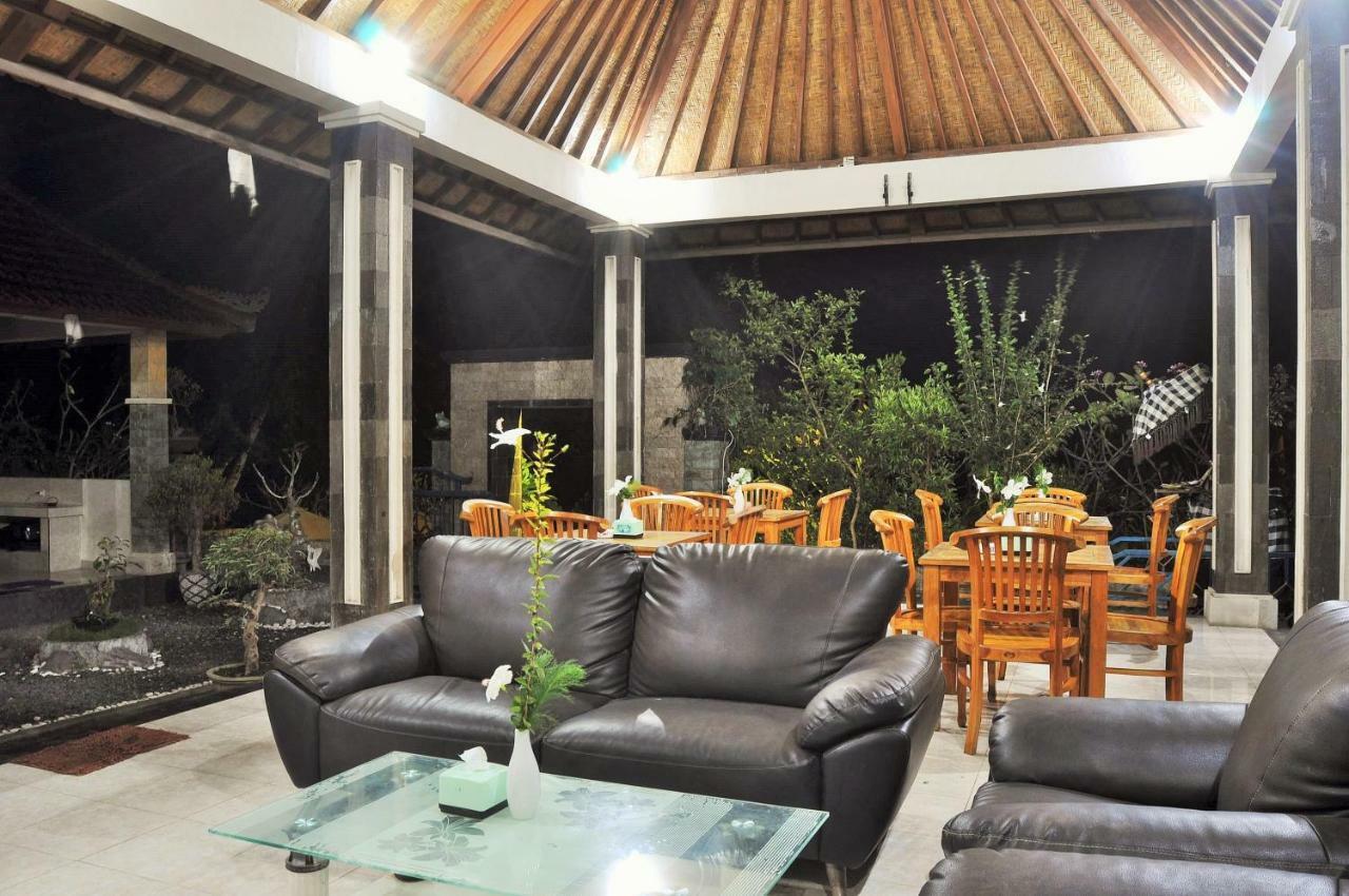Villa Amari By Wizzela Batumadeg Exterior foto